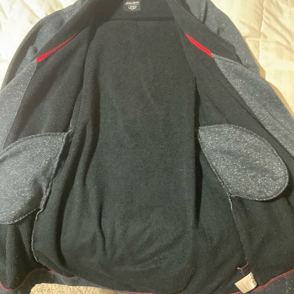 Ugg x Star Wars Vader Robe - Picture 10 of 15